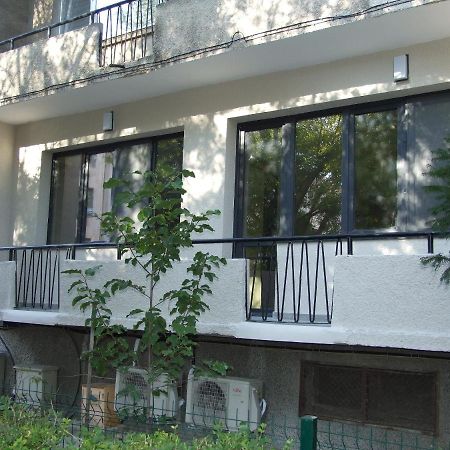 Golden Black Burgas Exterior photo