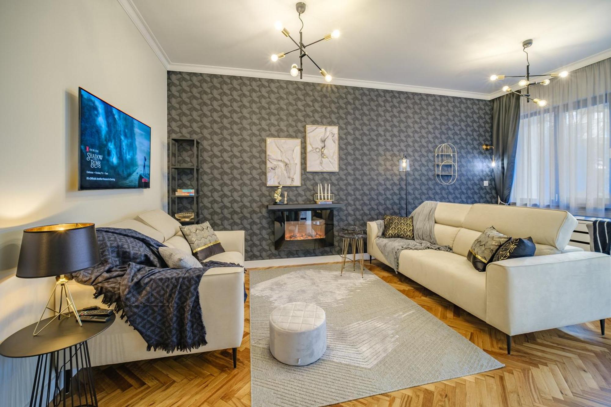 Golden Black Burgas Exterior photo