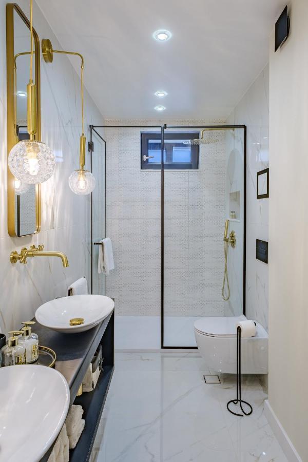 Golden Black Burgas Exterior photo