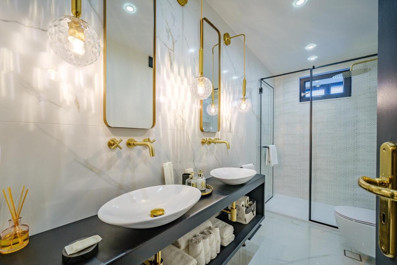 Golden Black Burgas Exterior photo
